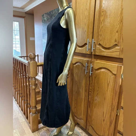 Aritzia Black Sleeveless Maxi Dress - Picture 3 of 10